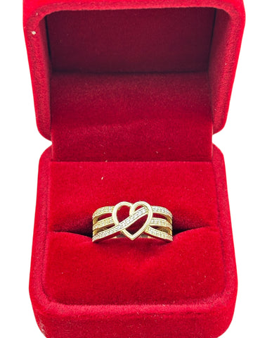 10k gold heart ring with cz stones size 7