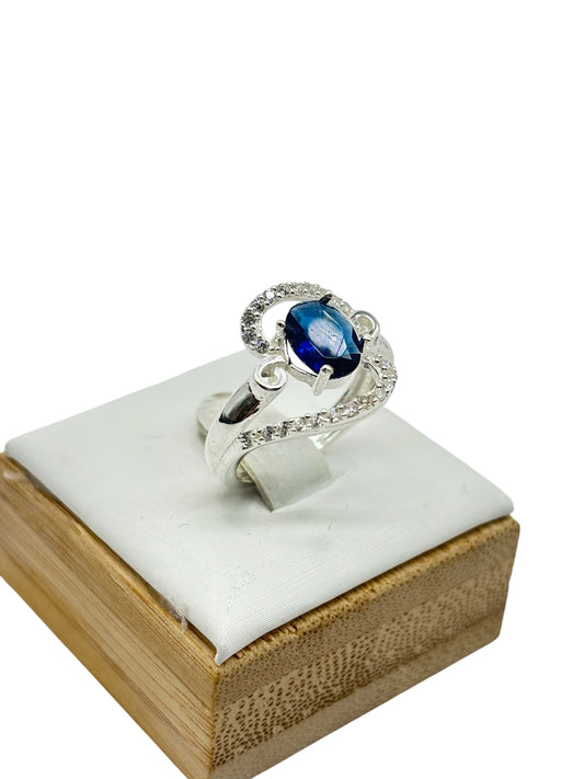 925 Silver ring .Size 6