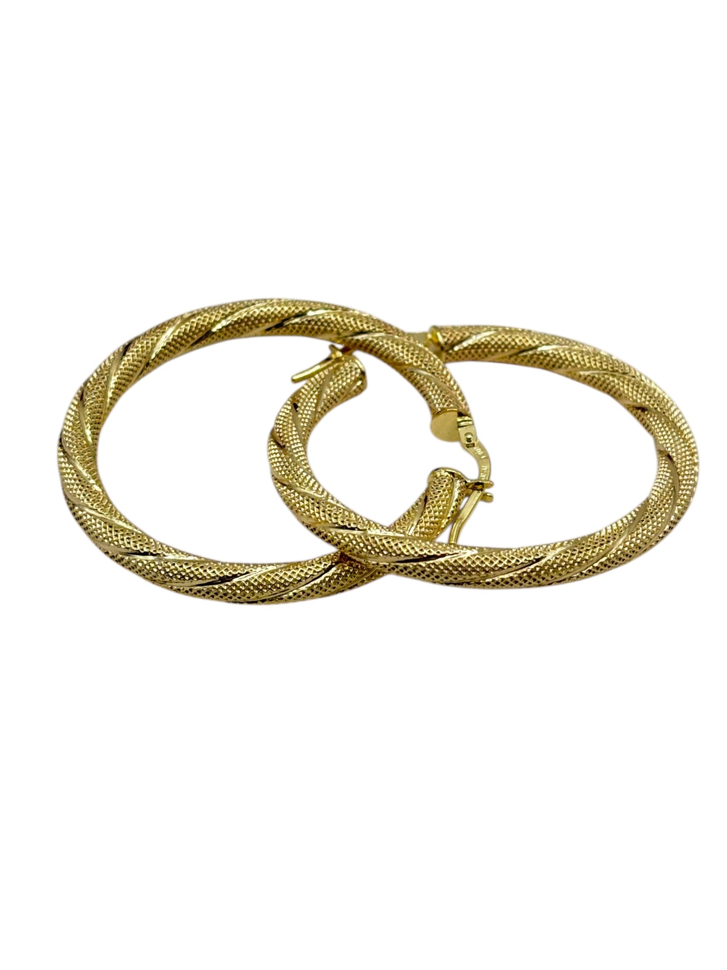 10k Gold ,fine snowfall style earrings size 4