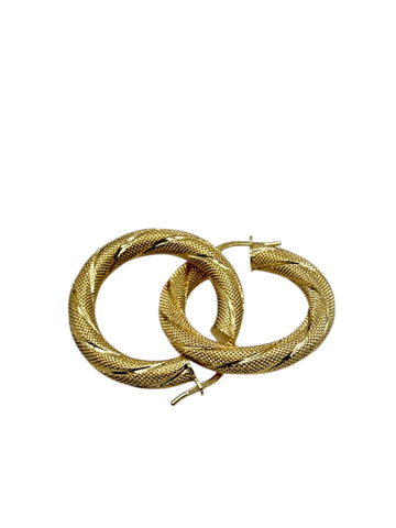 10k Gold ,thick snowfall style earrings size 3