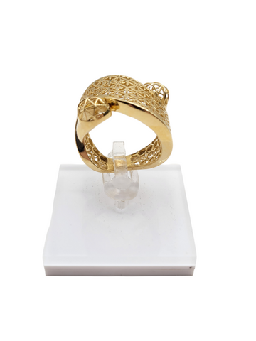 14K gold ring. parchment. Size 8