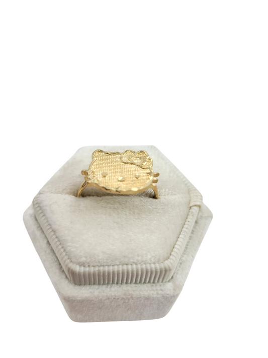 10K gold ring, hello ketty. Size 7.5. C stone