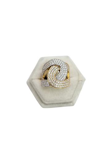 10K gold ring. Tied ropes. Size 7. CZ stones.
