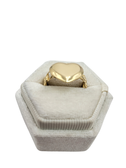 10K gold ring. Plain heart. Size 7. CZ stone.