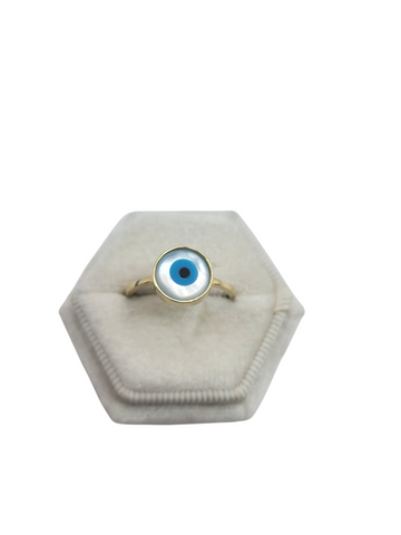 10K gold ring. Blue round eye.Size 7.5. CZ stone