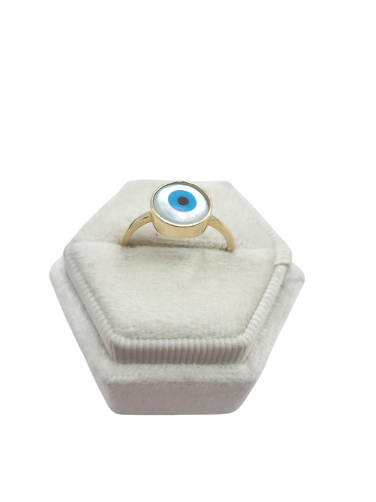 10K gold ring. Blue round eye.Size 7.5. CZ stone