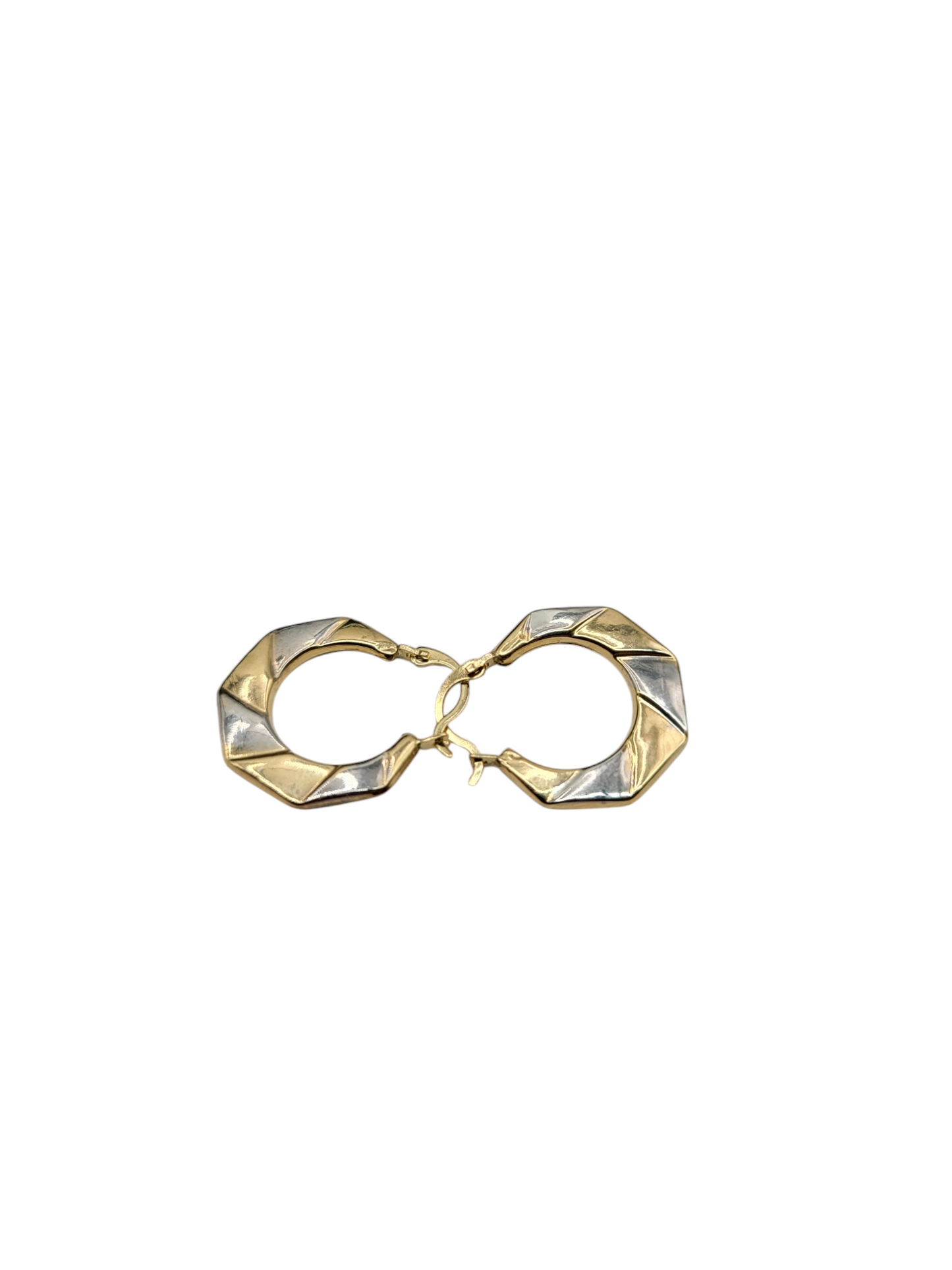 14K gold earrings. 2 colors