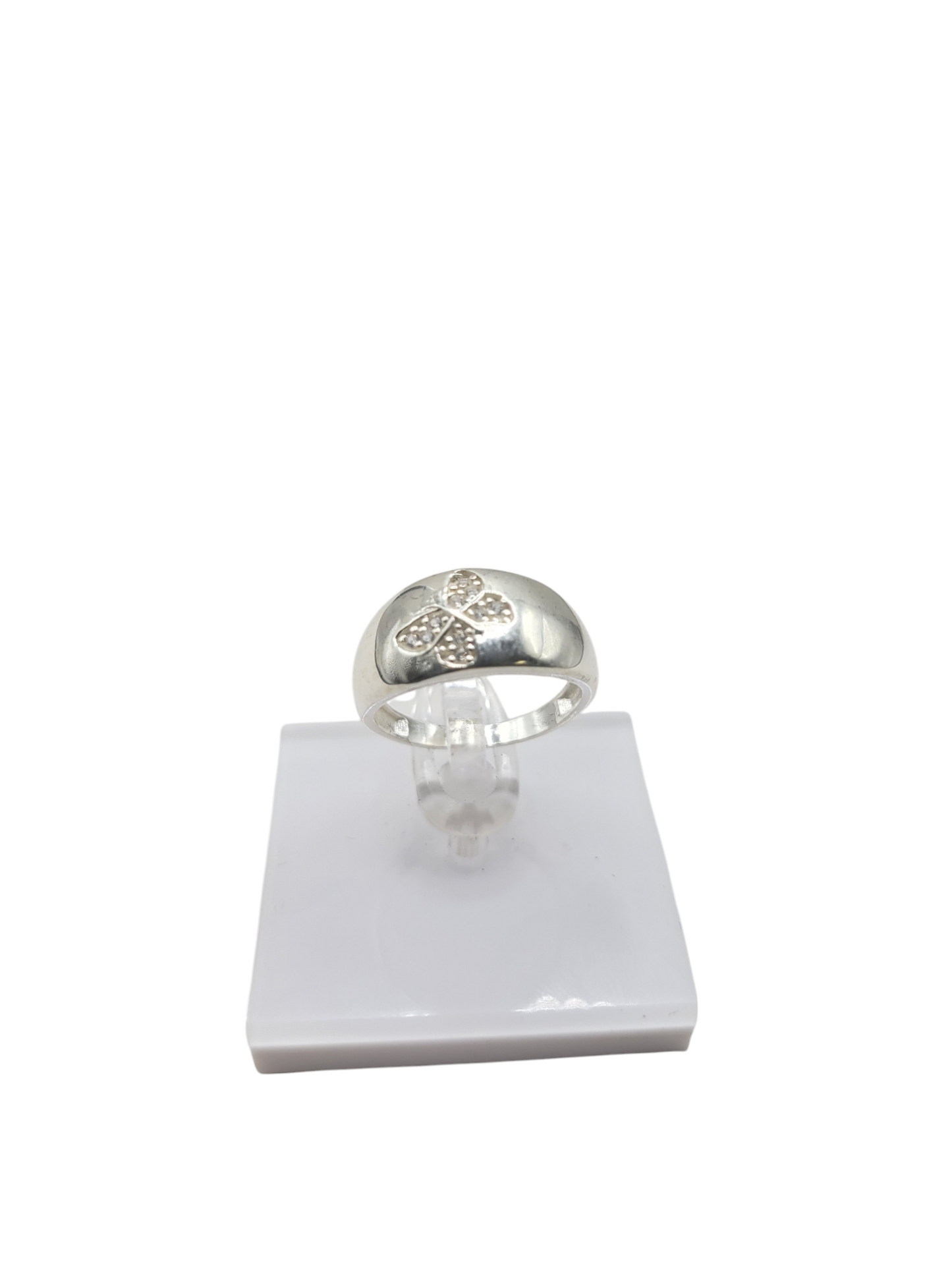 925 silver ring. CZ stone butterfly