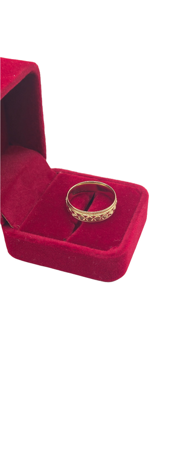 gold band ring 10k style of trebol size 10