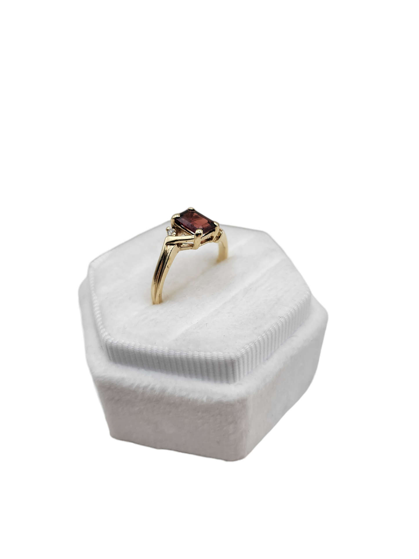 10K gold ring with a rectangular red stone. Size 6.5
