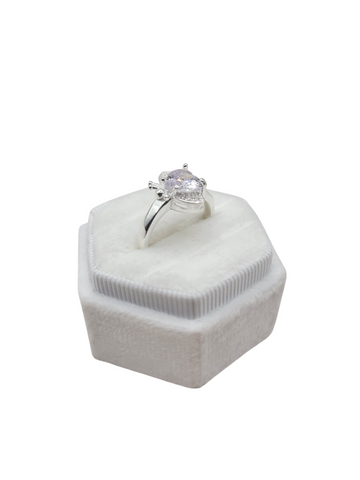 925 silver ring with white heart stone. Size 8.5