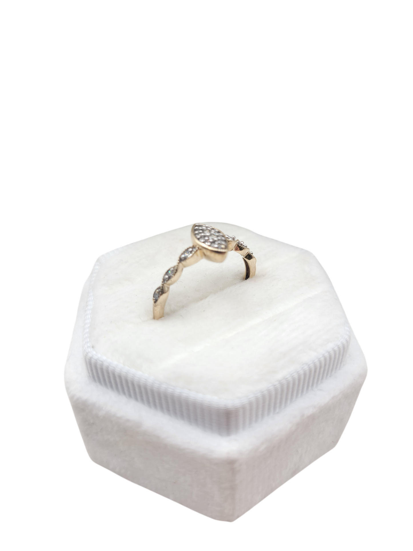 10K gold ring with CZ walnut stone. Size 6.5