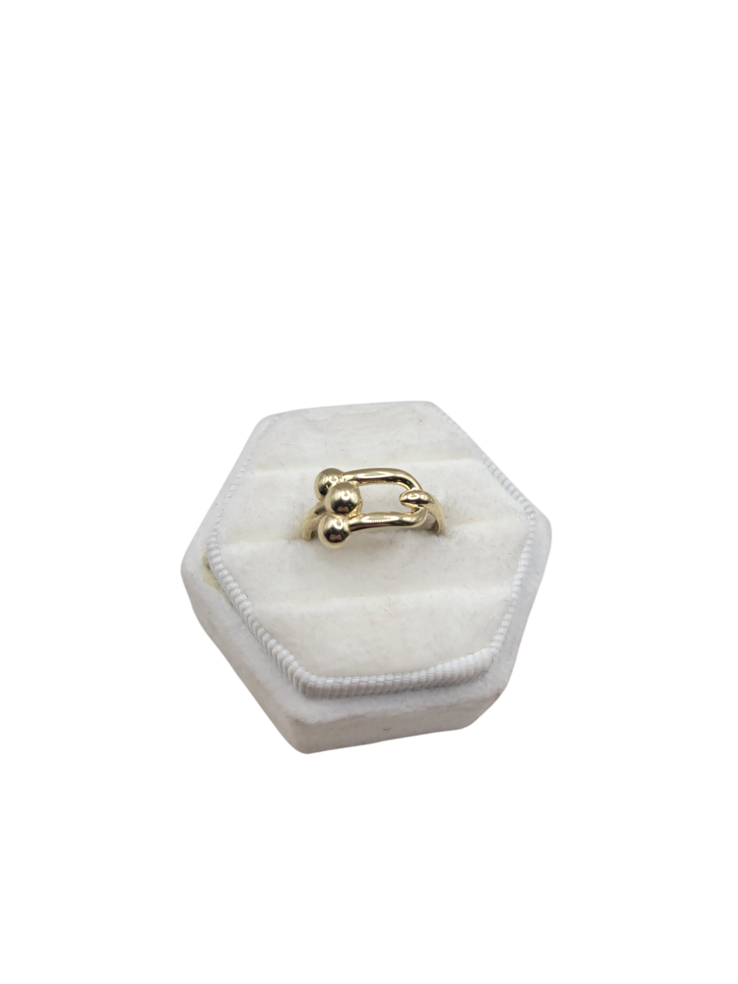 10K gold ring. Buckle. Size 6.5
