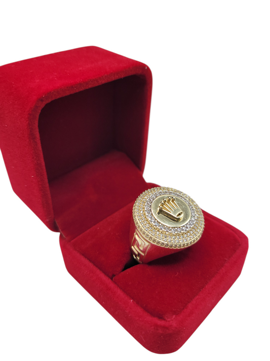 10K gold ring. Crown. CZ stone. Size 10.