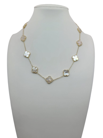 10K gold necklace. Flores blancas. 16in . 1.3mm