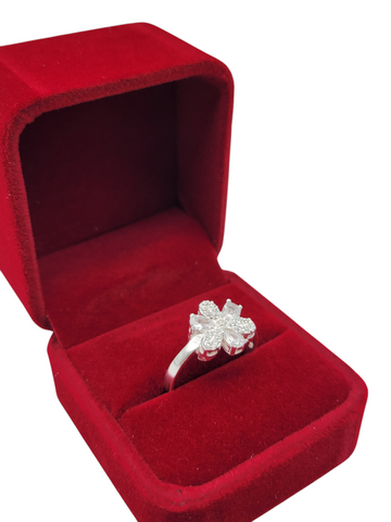925 silver ring. Flower with white CZ stone. Size 9.5