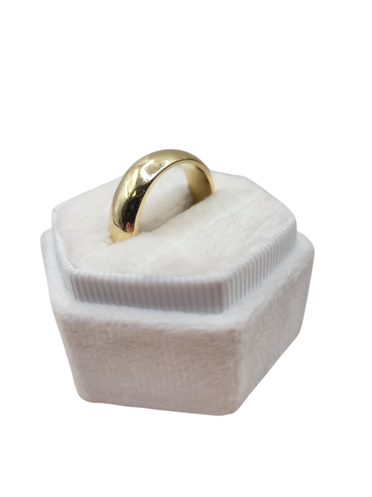 10K gold ring. Wedding band. Size 10.5