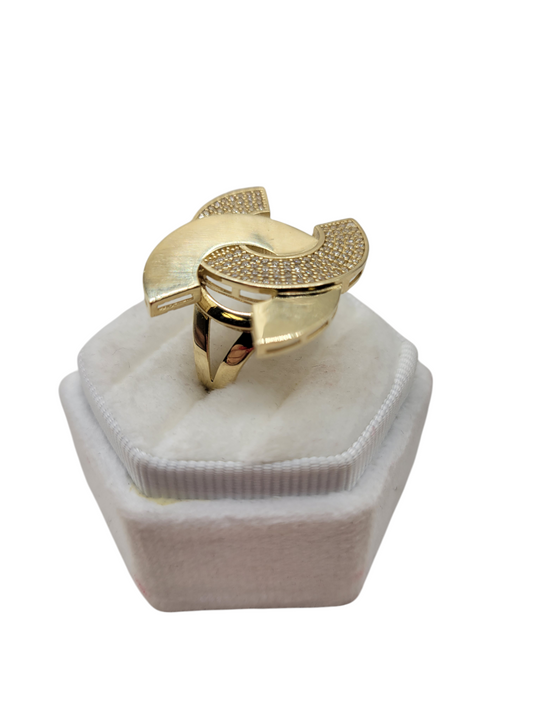 10K gold ring. CC. Size 7.5