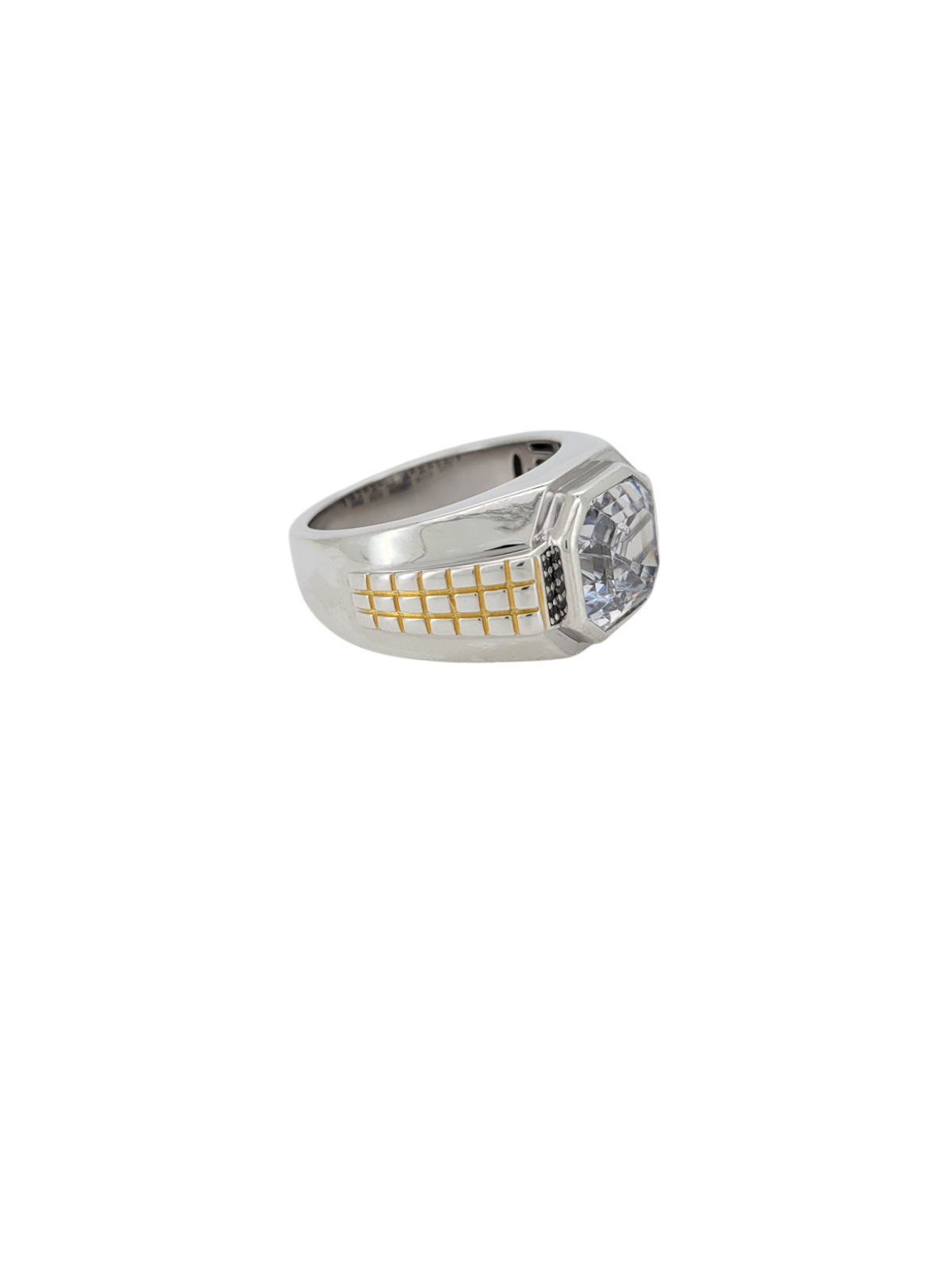 925 sterling silver ring. Square CZ stone. Solid. Size 10