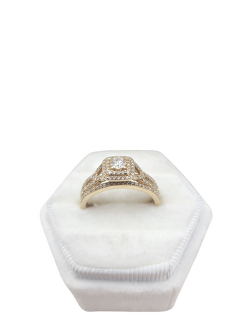 14K gold wedding ring. 0.5 ctw of real diamonds.. Size 9