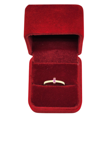 10k gold ring with CZ Baguette stone. Size 7