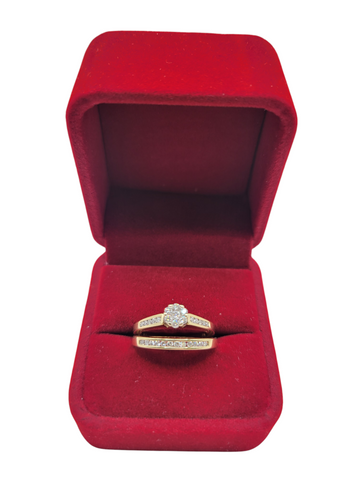 14K gold wedding rings. CZ stone. Size 7.5