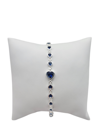 925 silver bracelet. Blue hearts. 8in . 2-5