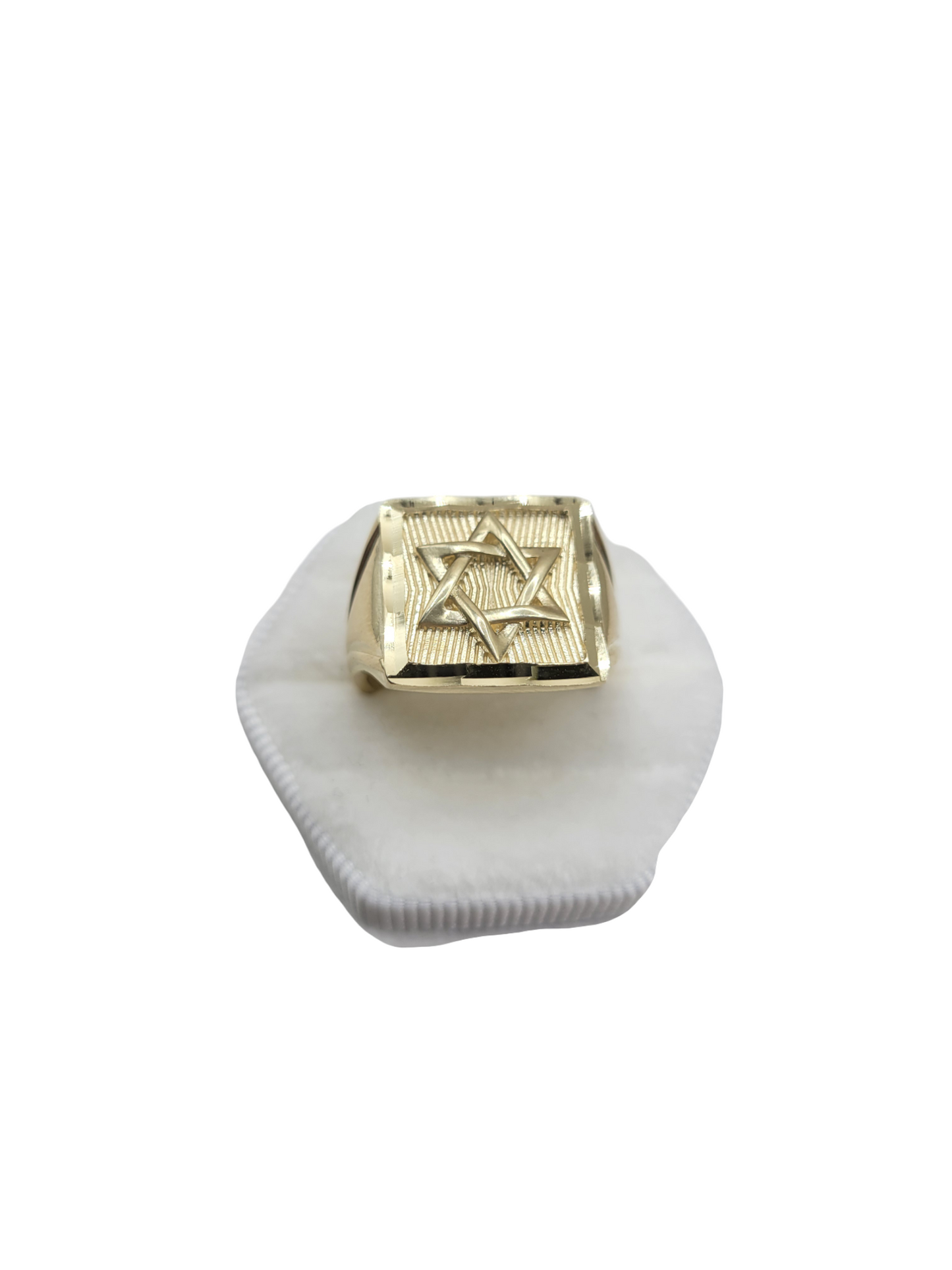 10K gold ring. Star of David. Size 9.5