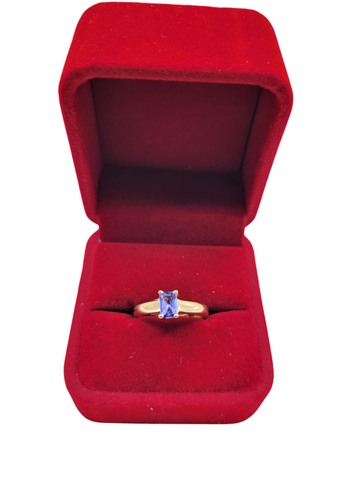 14K gold ring. Blue CZ stone. Size 6