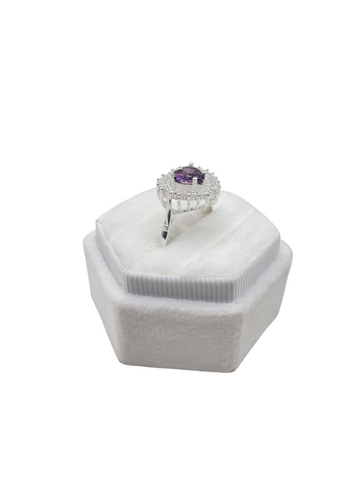 925 silver ring. Violet CZ stone. Heart. Size 8.5