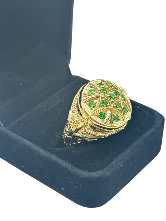 10k Gold ring with green cz stones size 10