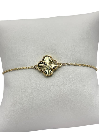 10k Gold bracelet of clover 8in 1.2mm