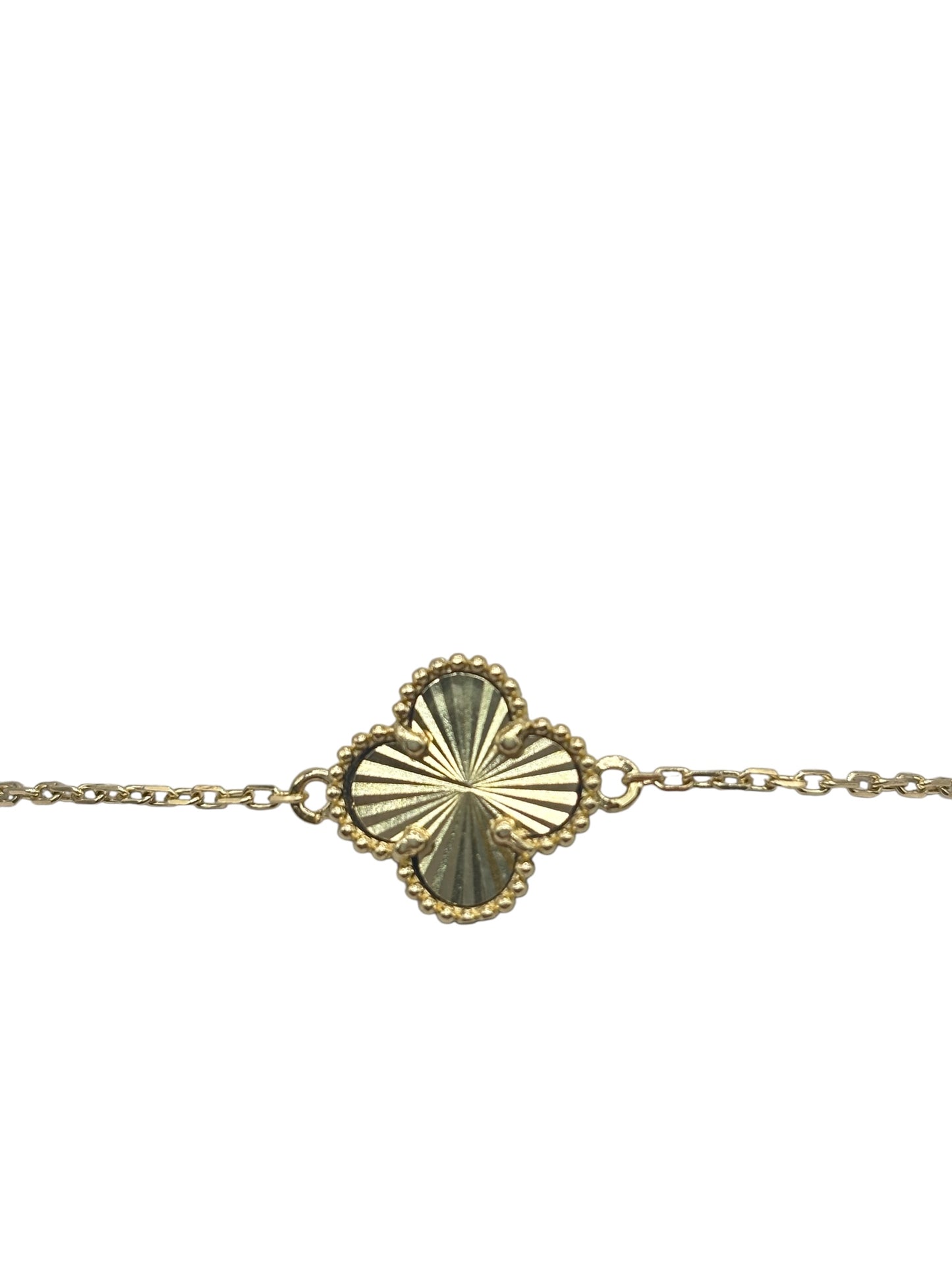 10k Gold bracelet of clover 8in 1.2mm