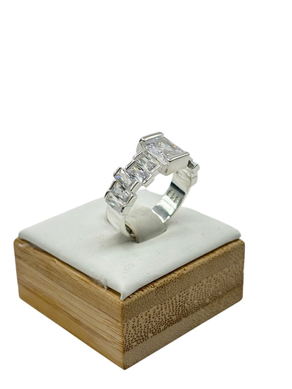 925 silver ring size 8.5