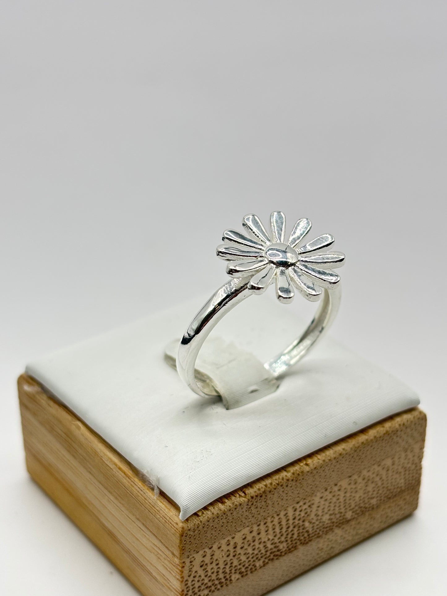925 silver ring size 9