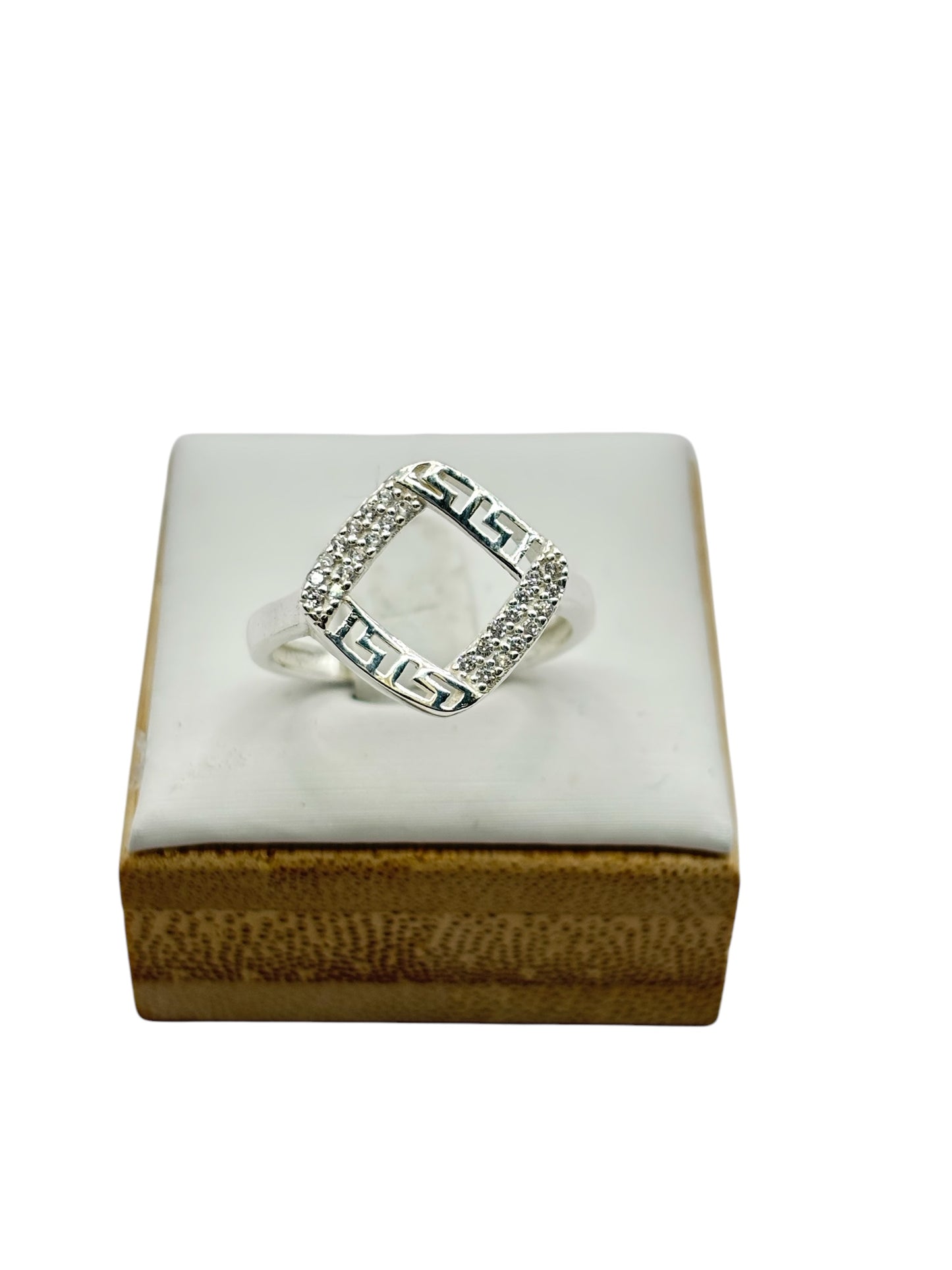 925 silver ring size 7.5