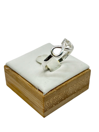 925 silver ring size 8