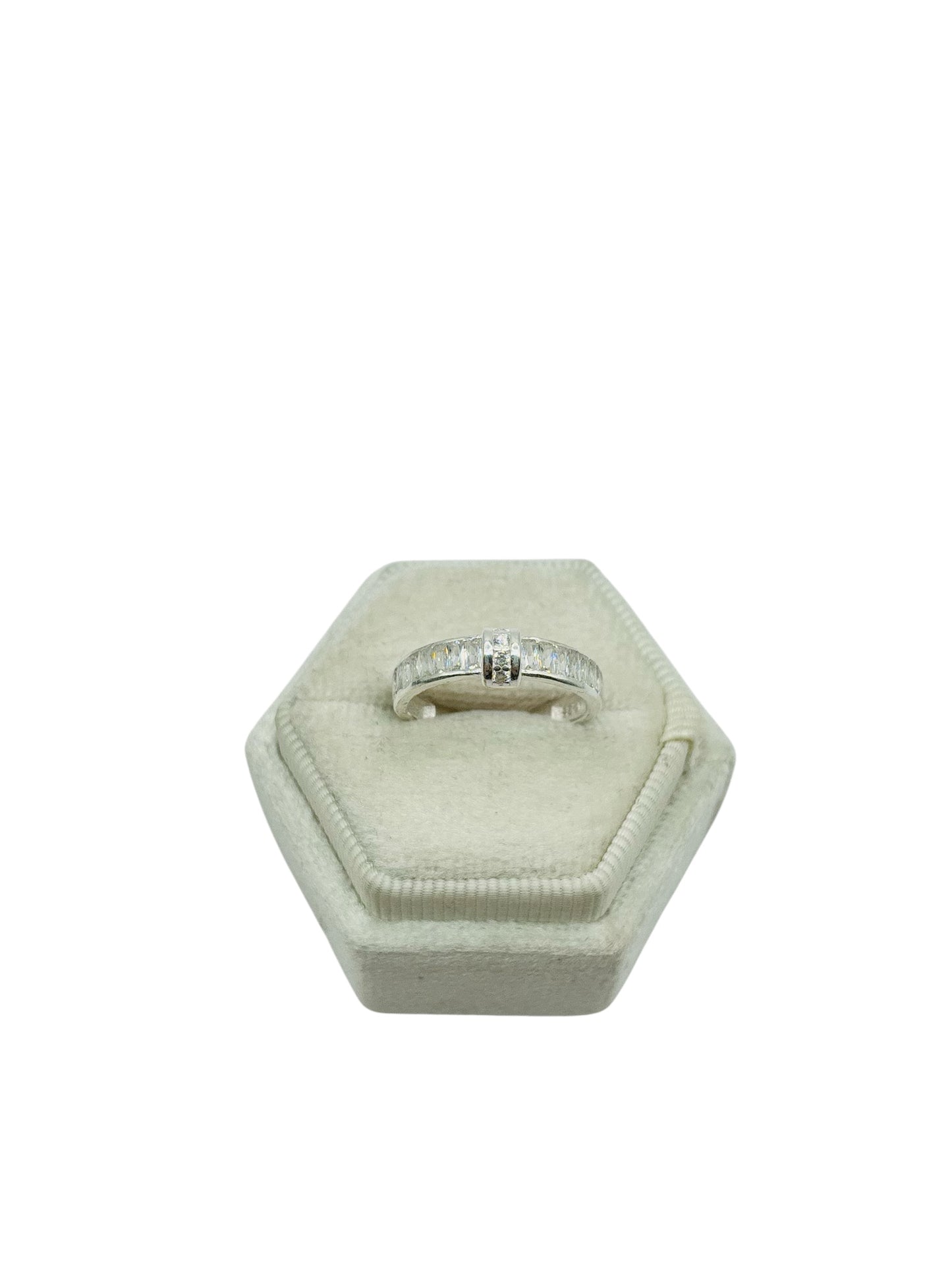 925 silver ring size 7