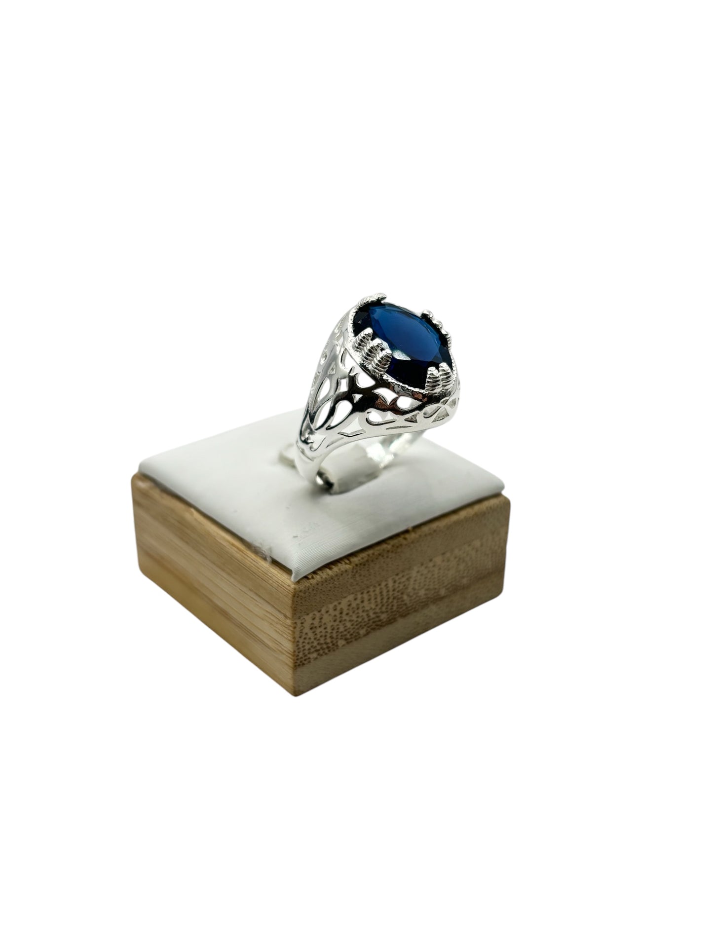 925 silver ring size 8.5