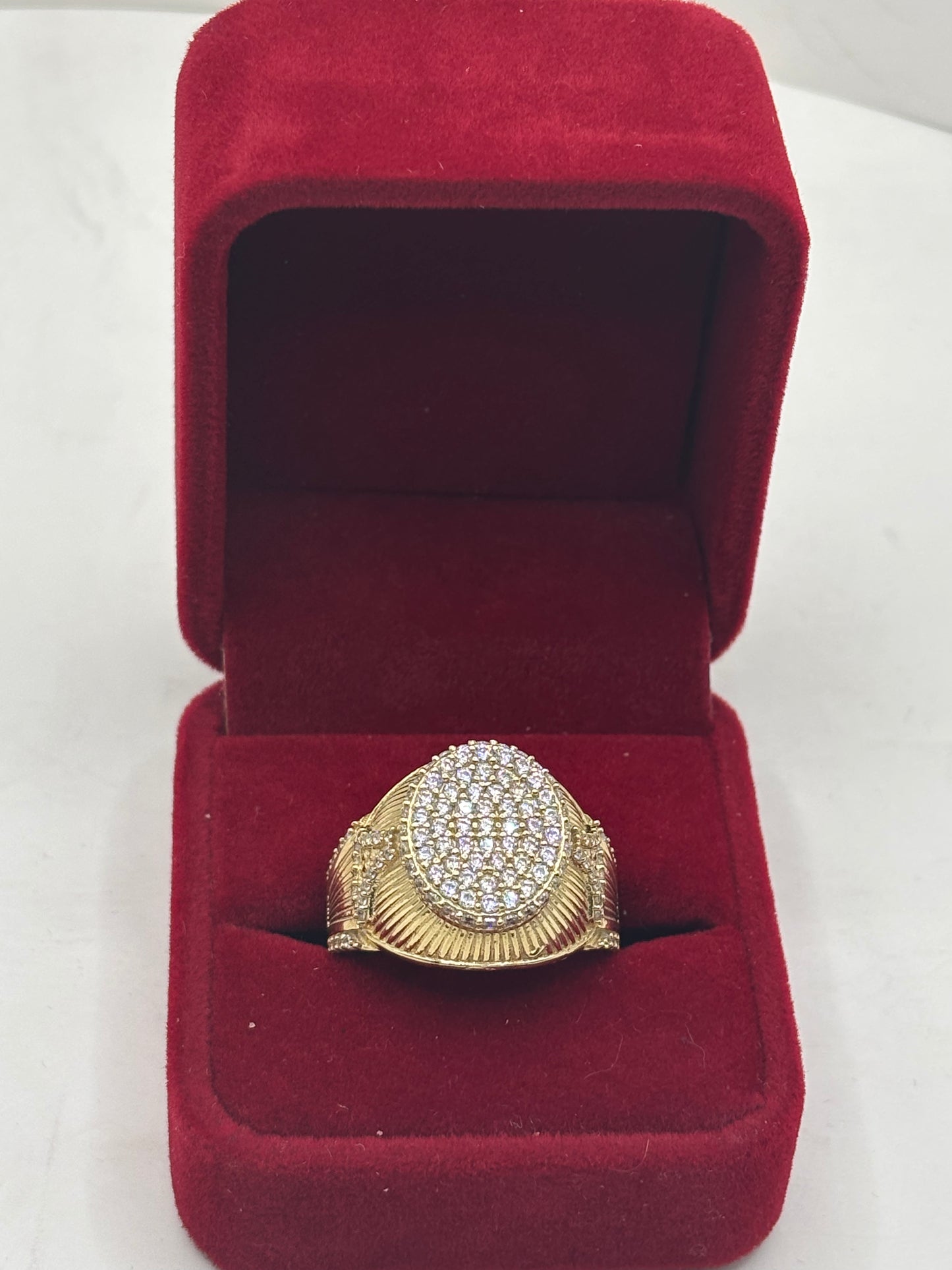 10k ring with cz stones size 11