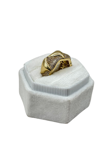 10k gold ring with cz stones size 6.5