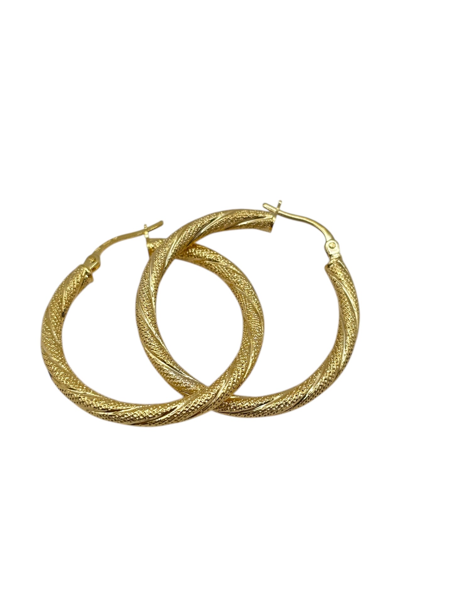 10k Gold earrings .Fine snowfall size 3