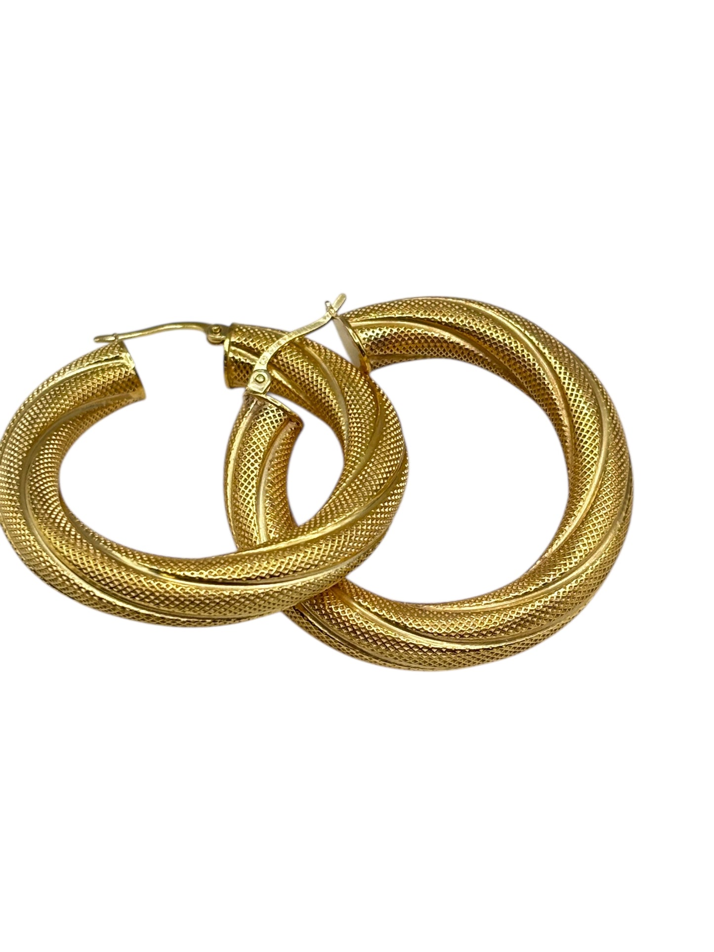 10k Gold ,extra thick snowfall style earrings size 3