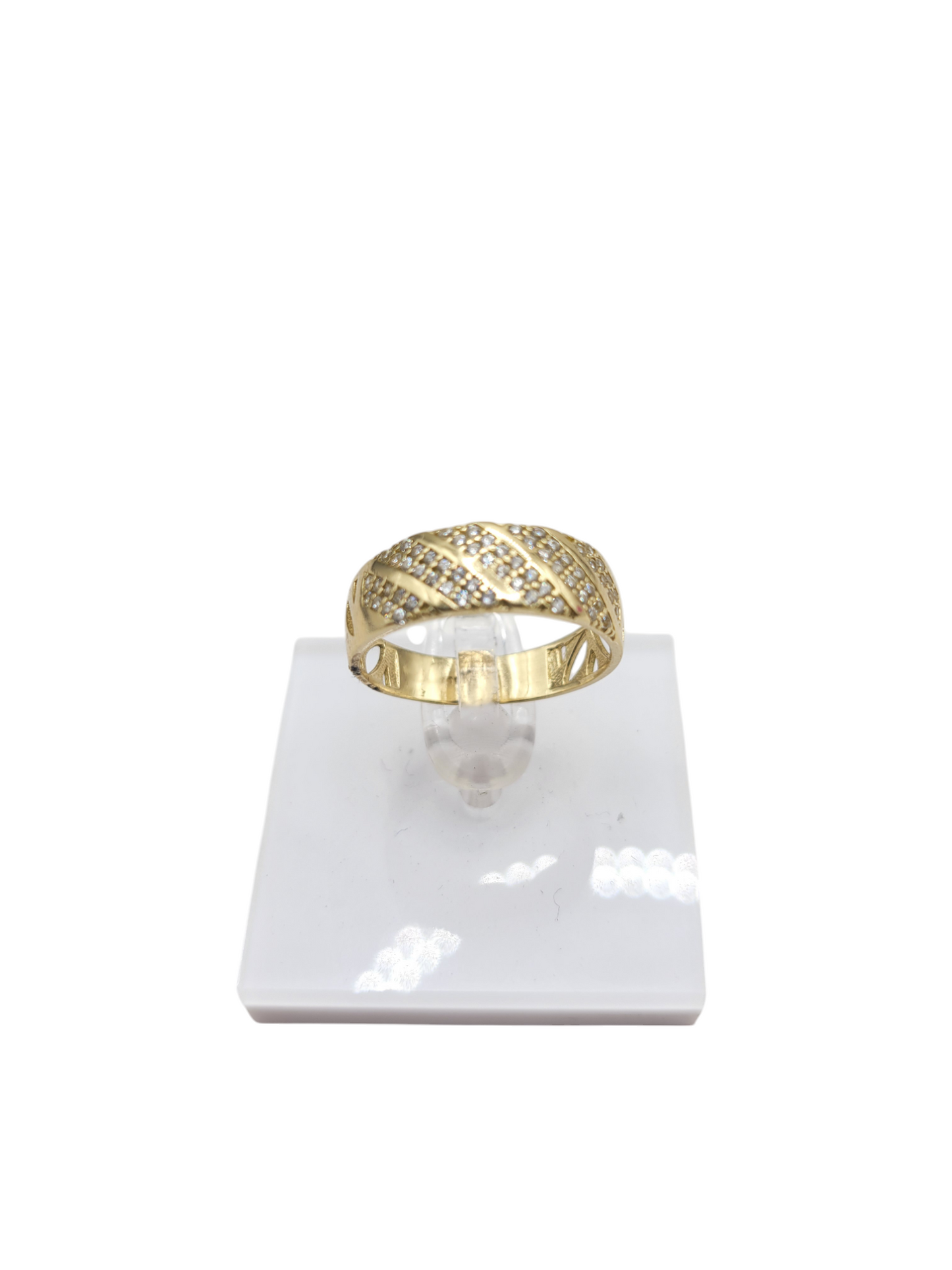 10K gold engagement ring. Size 8.5.  CZ stone