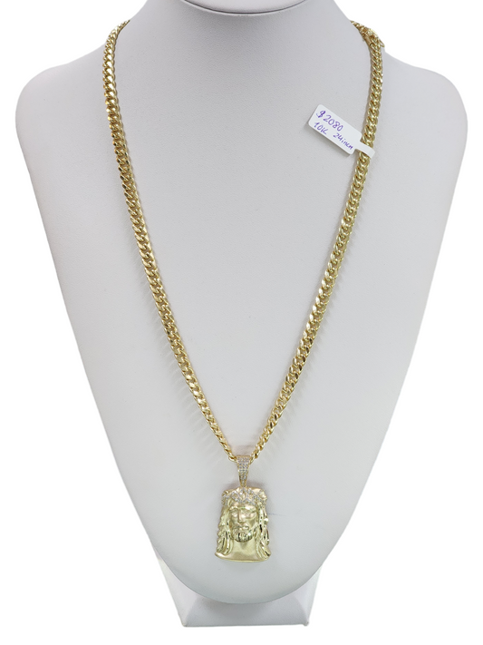 10k Gold Cuban Chain with 10k Gold Pendant