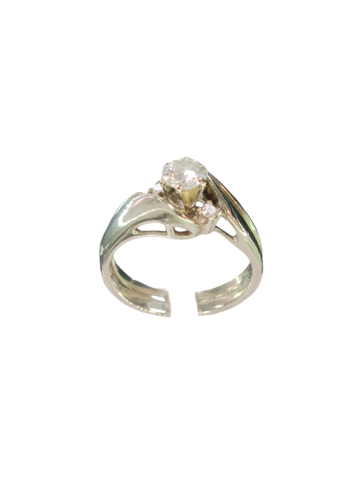 14k white gold ring with 0.40 ctw in natural diamonds, size 6