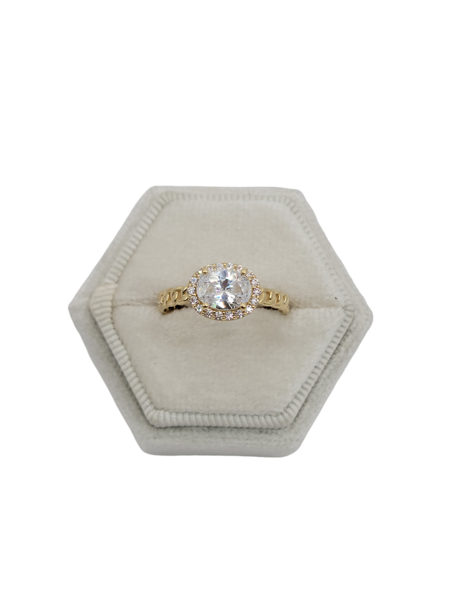 10k gold ring with CZ stones size 8.5