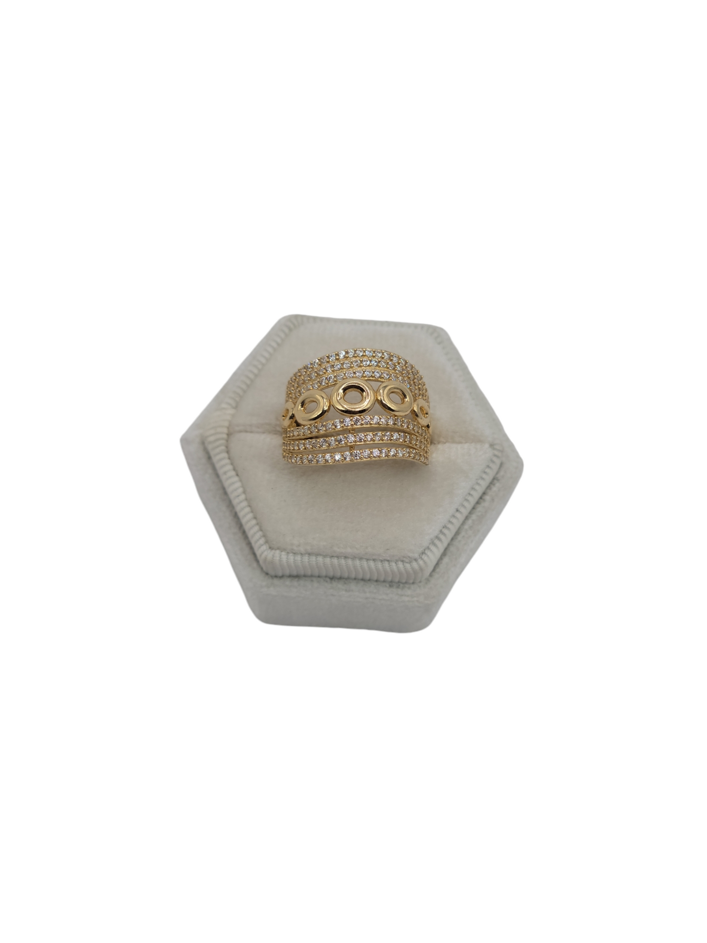 14k gold ring with CZ stones size 8