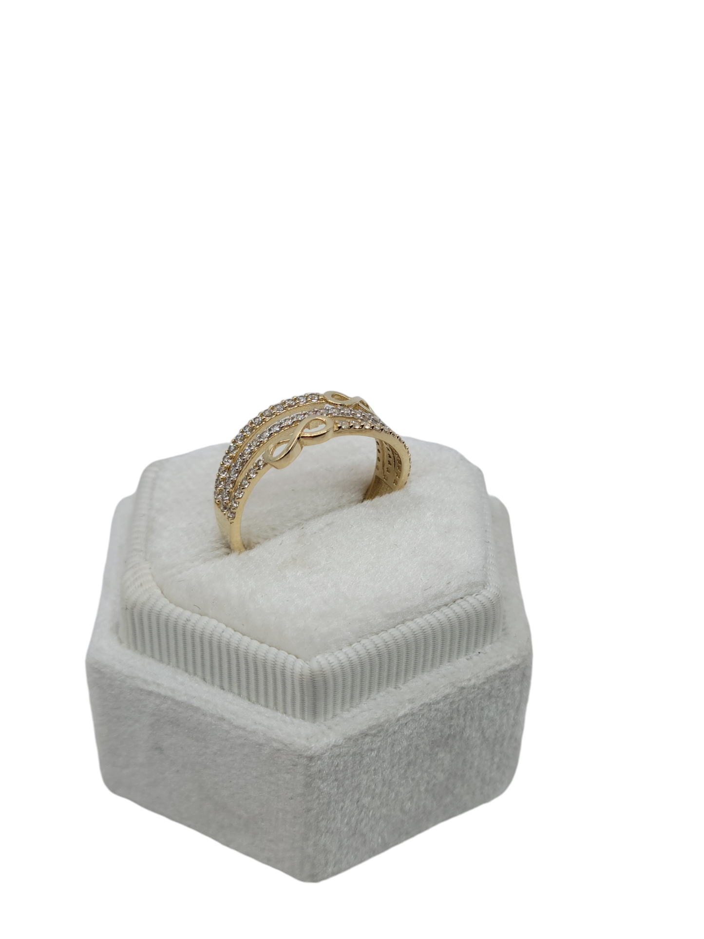 10k gold ring with CZ stones size 7