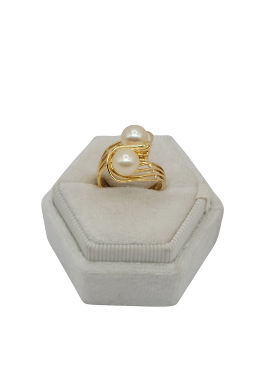 10k gold ring with pearls size 5